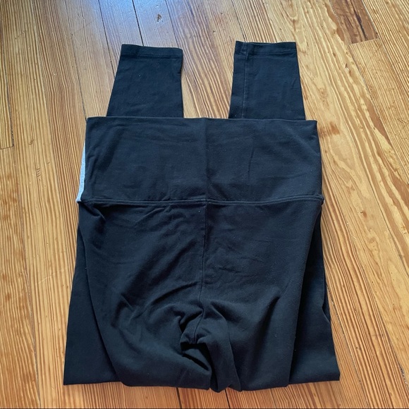 Victoria secret leggings - Picture 4 of 6